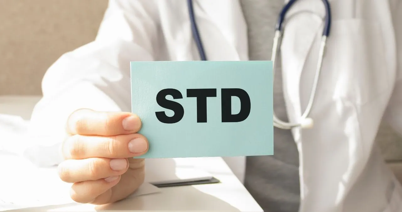 5 Điều Cần Biết Về Bệnh Lây Nhiễm Qua Đường Tình Dục (STD)