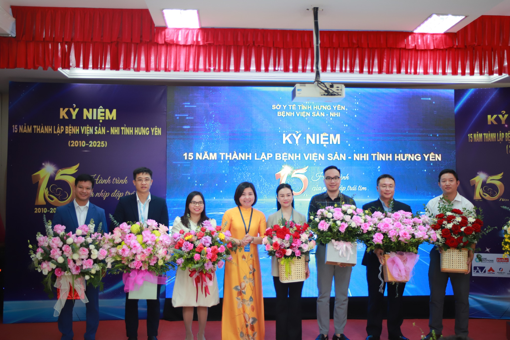 Biomics Vietnam đồng hành cùng hội nghị Bệnh viện sản nhi Hưng Yên – 15 năm hành trình học tập và nghiên cứu
